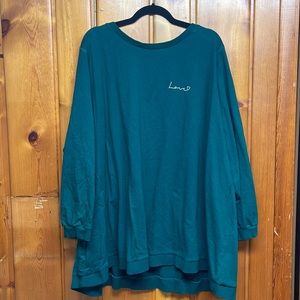 Green long sleeve shirt